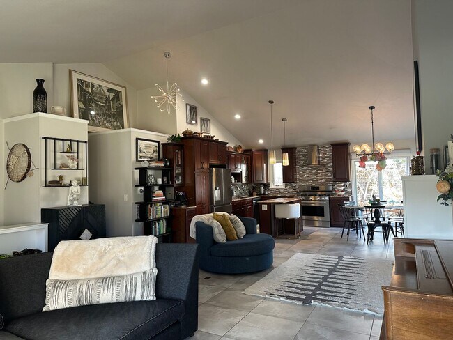 Building Photo - February 2026 SFH in Valley Traditions Lit...