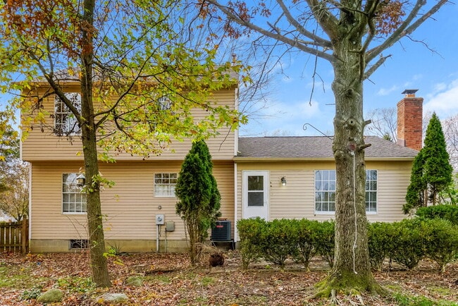 Building Photo - 3888 Driscoll Ct