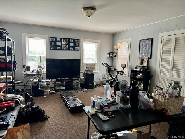 Building Photo - 19 Bloomingburg Rd