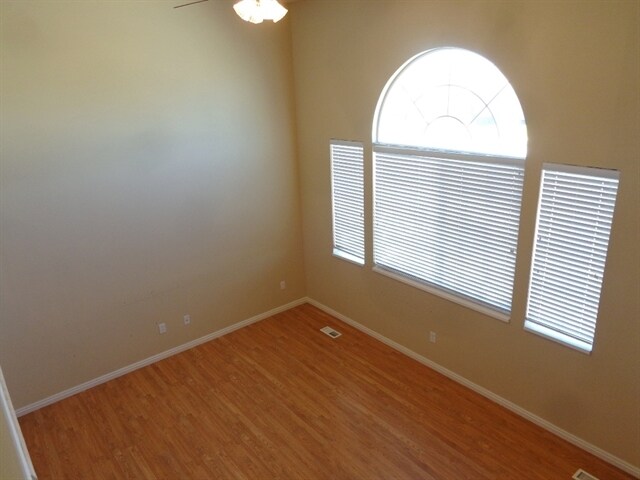 Building Photo - 6359 W Liza Ln