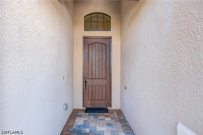 Building Photo - 9254 Veneto Pl