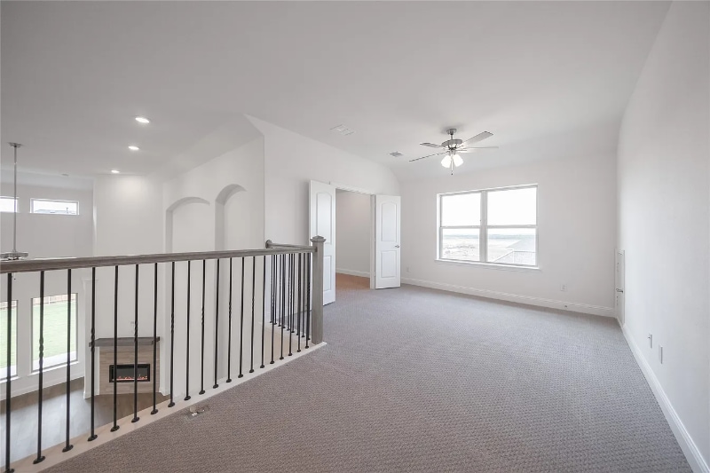 Building Photo - 2420 Bernham Dr