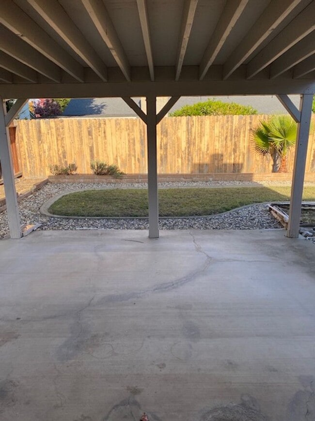 Building Photo - Nice Home in Peppertree Subdivision!! Coming Soon!