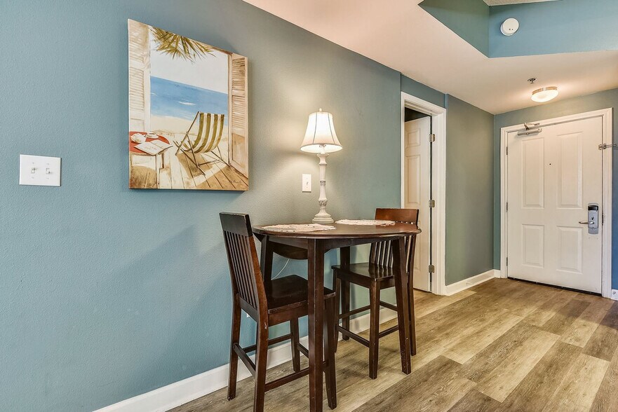 Building Photo - 104 Gulfside Ct