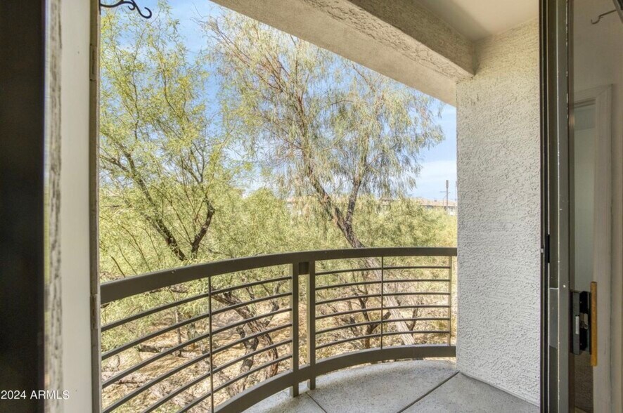 Building Photo - 6900 E Princess Dr