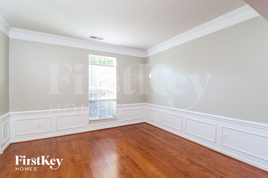 Building Photo - 13505 Walkers Creek Dr