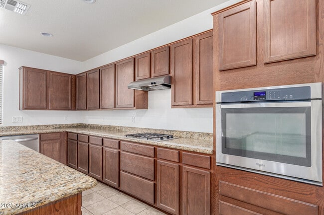 Building Photo - 20932 Vía de Arboles