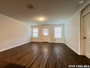 Building Photo - 823 Brown Thrasher