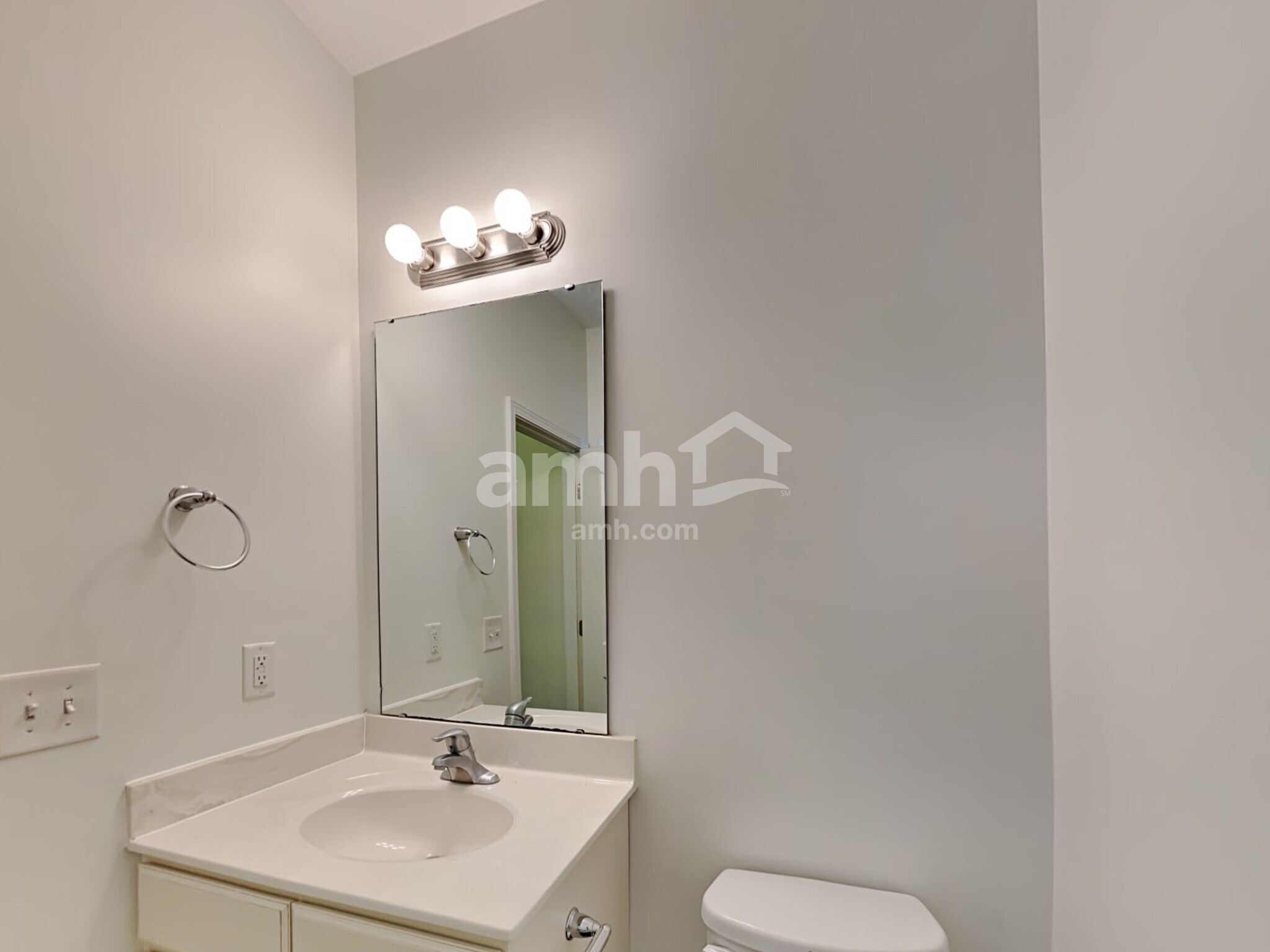 Building Photo - 108 Citrine Ct