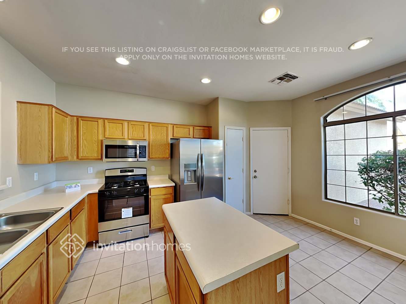Building Photo - 12714 N 130th Ln