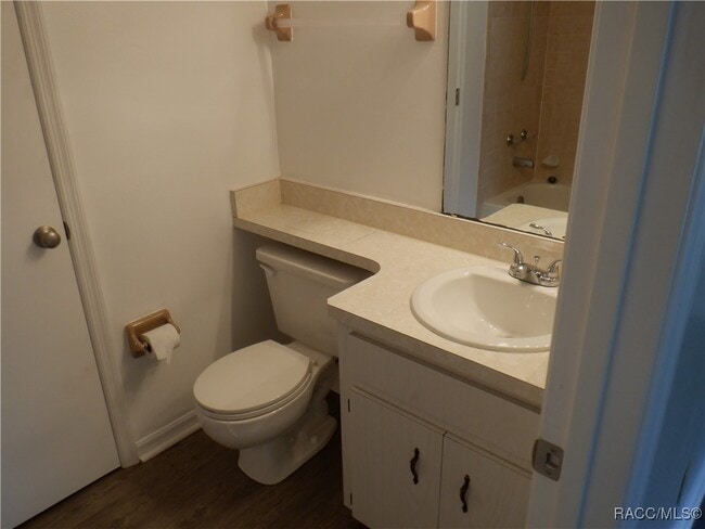 Building Photo - 4441 S World Way