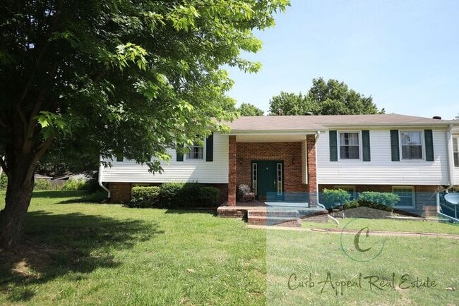 Primary Photo - Beautifully renovated 4-bedroom 3 bath hom...