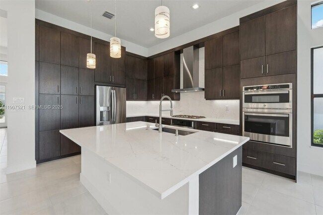 Building Photo - 13131 Feathering Wy