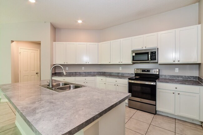 Building Photo - 2861 Mosshire Cir