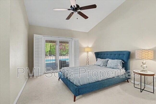 Building Photo - 10198 E San Salvador Dr