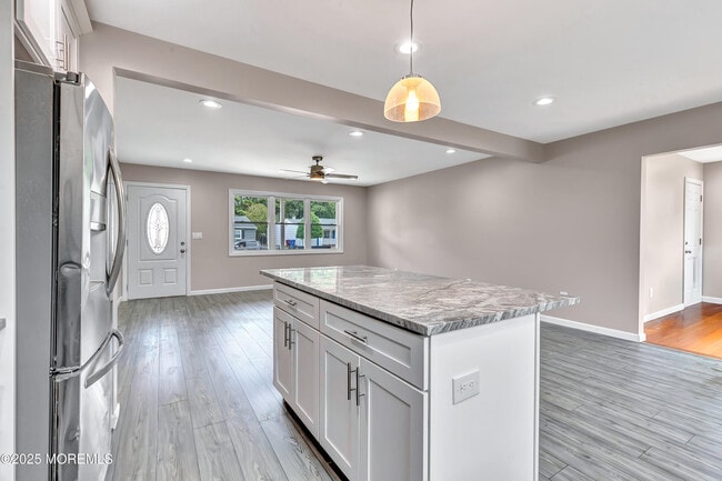 Building Photo - 44 Chancellor Ct