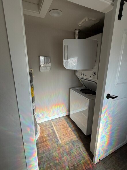 Laundry Room - 5501 108th Avenue Ct E