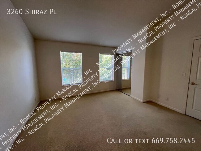 Building Photo - 3260 Shiraz Pl