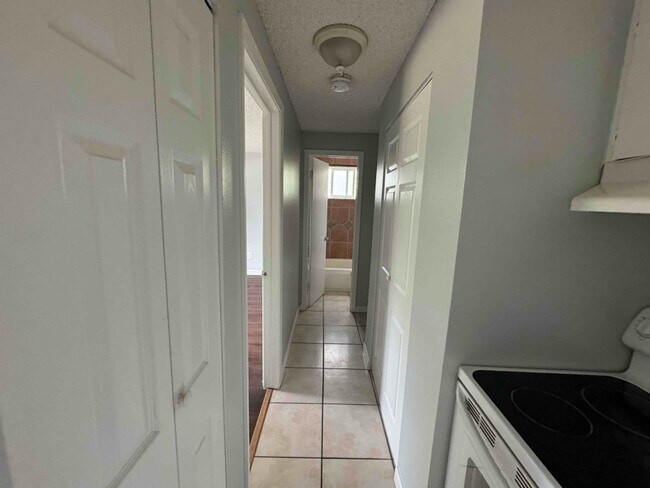 Building Photo - 3455 S Logan St