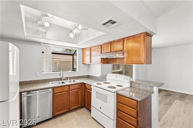 Building Photo - Stylish 2 Bedroom Condo in 89145