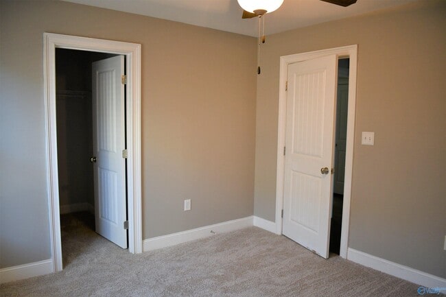 Building Photo - 104 Kinglet Wy