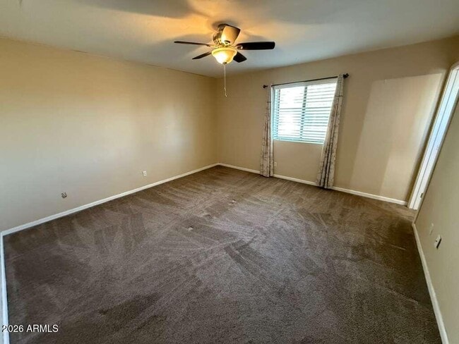 Building Photo - 3110 E 13th St