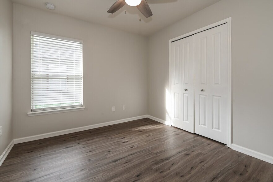Building Photo - 168 Buck Run Way