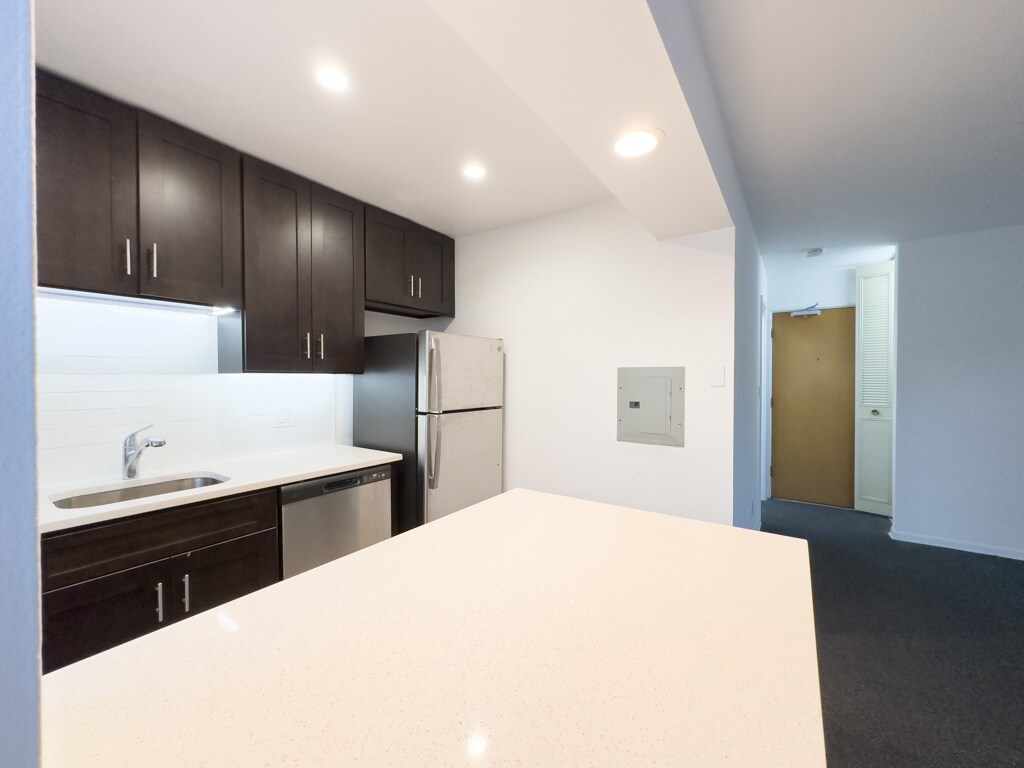 Building Photo - 520 Aldine
