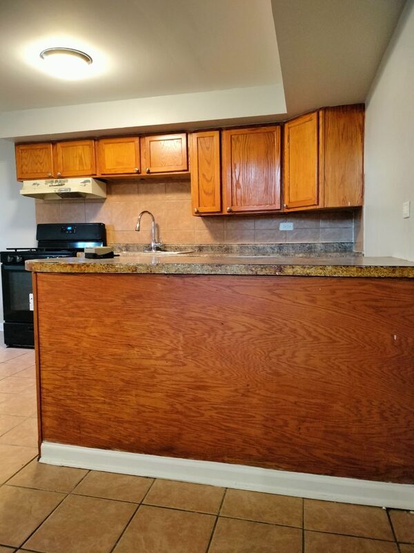 Building Photo - 11540 S Peoria St