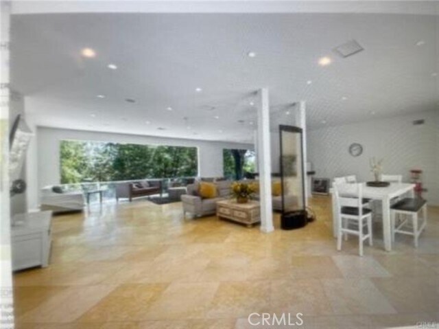 Building Photo - 5353 Shirley Ave