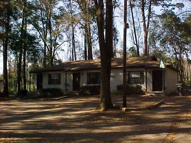 Building Photo - 2540B Bilbrey Dr.