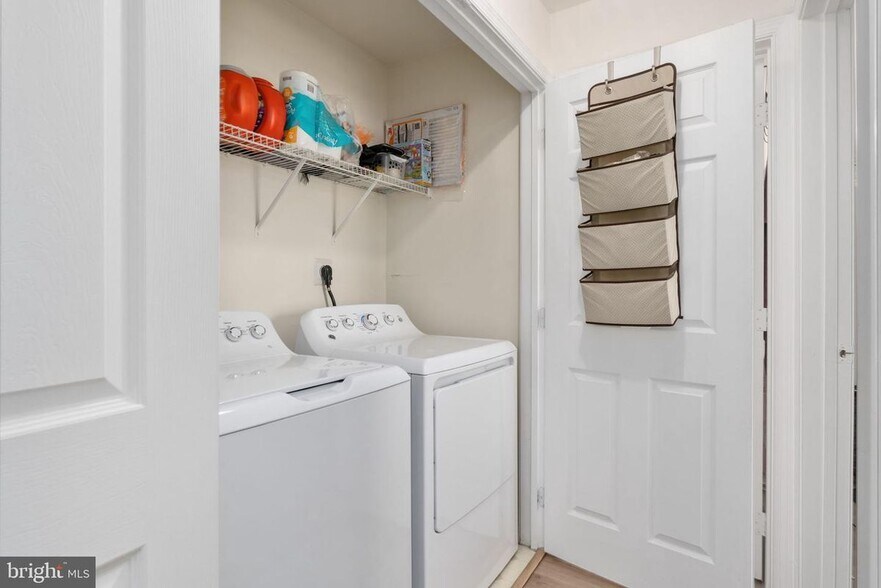 Building Photo - 5095 Anchorstone Dr