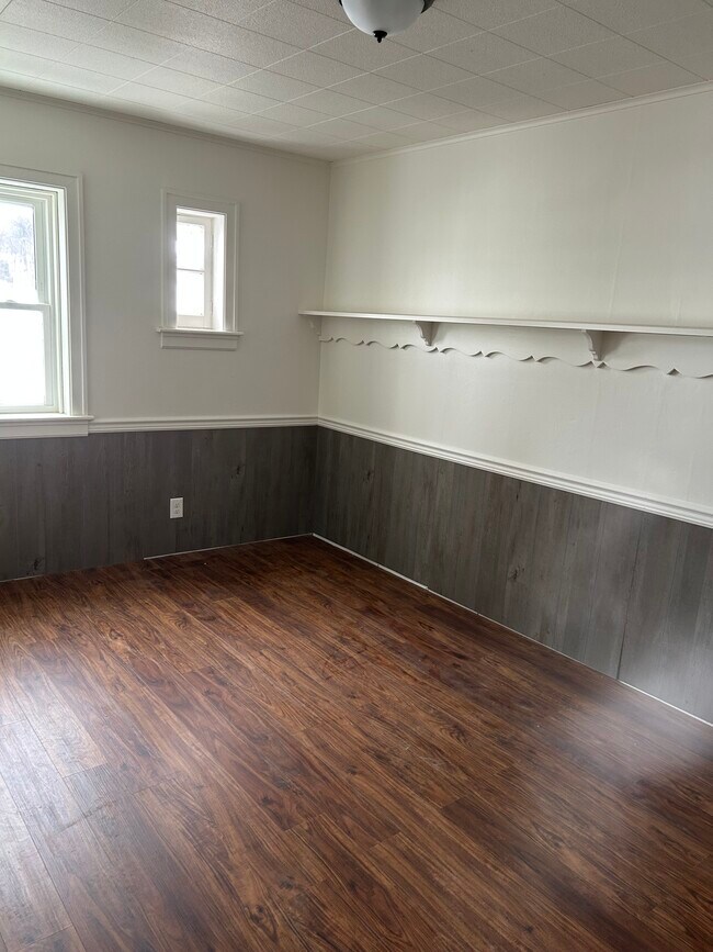 Building Photo - 5072 Strasburg Rd