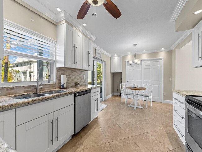 Building Photo - 40 High Point Rd