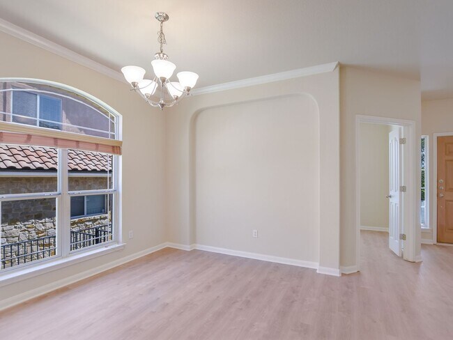 Building Photo - 3712 Broadwinged Hawk Cove