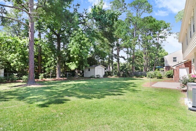 Building Photo - CHARMING 2-STORY BRICK HOME *Excellent Goldsboro Location* Lawn Care Included!