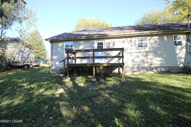 Building Photo - 506 S Jefferson St