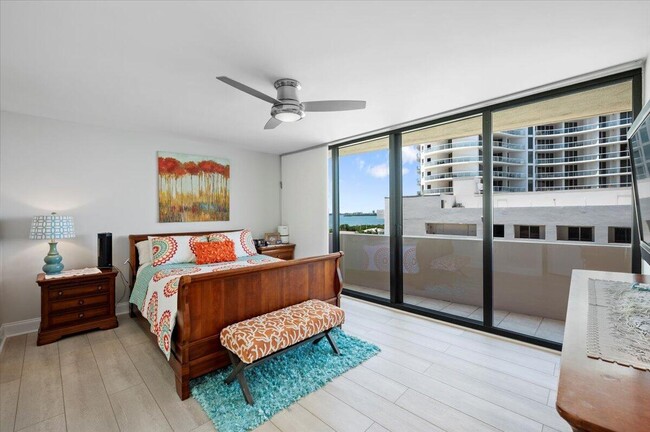 Building Photo - 4200 N Ocean Dr