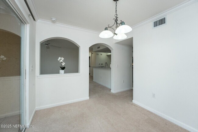 Building Photo - 10075 GATE N Pky