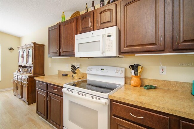 Building Photo - 37146 Highland Bluff Cir