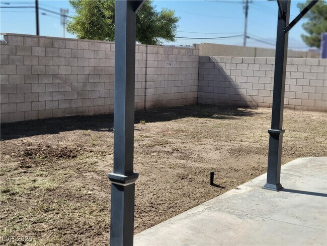 Building Photo - 6277 Elvido Ave