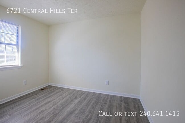 Building Photo - 6721 Central Hills Terrace