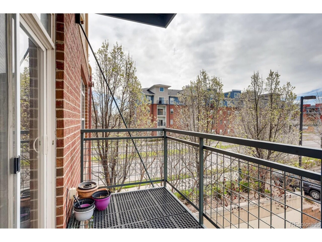 Building Photo - 10176 Park Meadows Dr