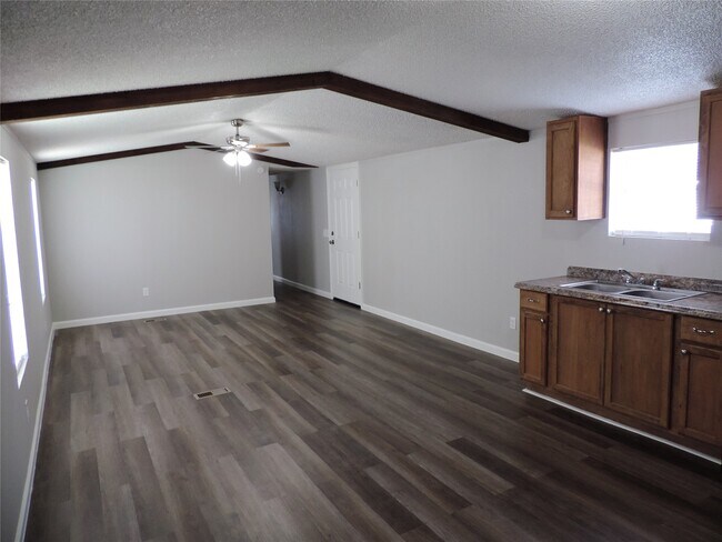 Building Photo - 1668 FM 2518