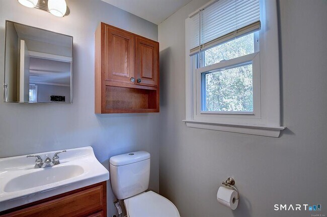 Building Photo - 115 Heywood Dr