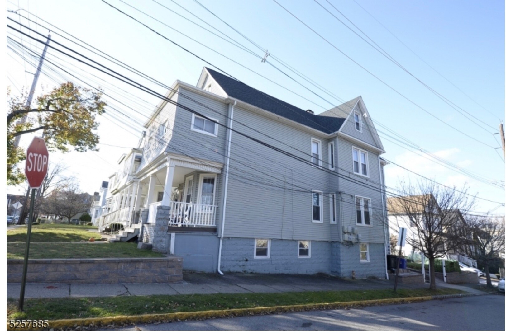 Building Photo - 26 Ella St