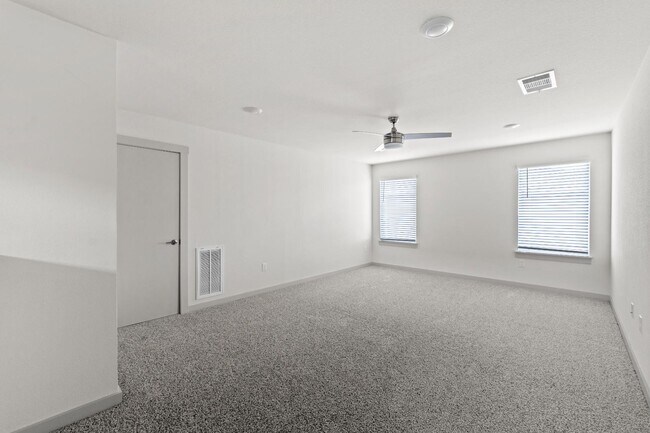 Building Photo - 7404 Sagira Path
