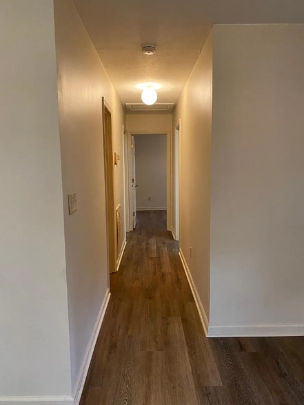 Building Photo - 1904 Tinsley Pl