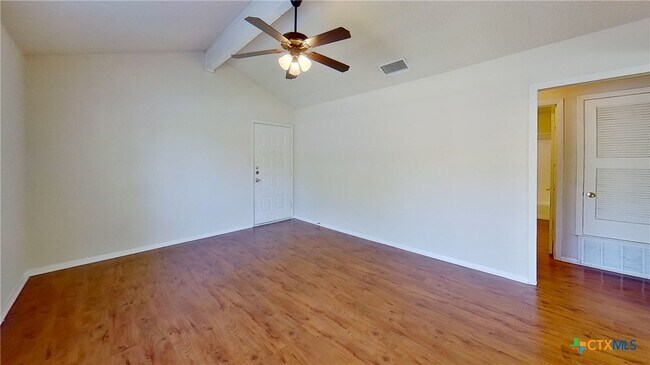 Building Photo - 1209 Westcott Dr