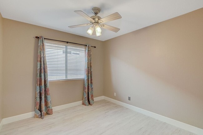Building Photo - Beautiful Summerlin Home! Hills Neighborho...